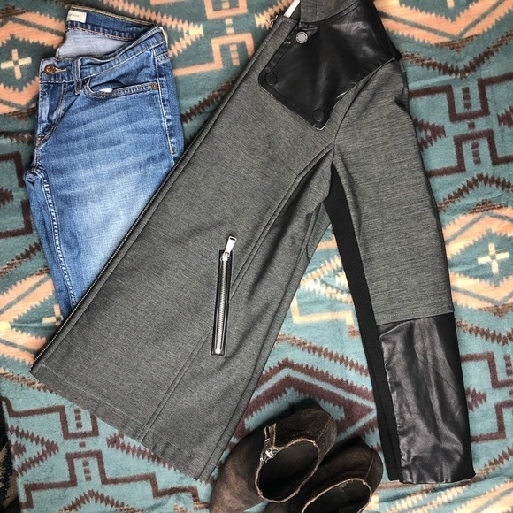 BCBGeneration Grey and Black Faux Leather Hooded Women's Jacket Sz Small - Picture 4 of 14